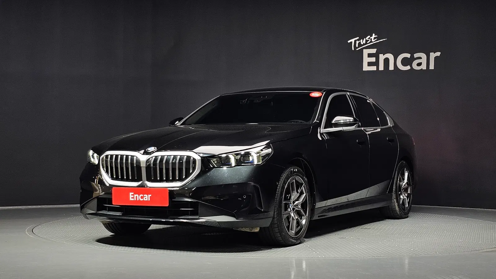 BMW Série 5 (G60) 530i xDrive 2025 — photo 1 sur 35