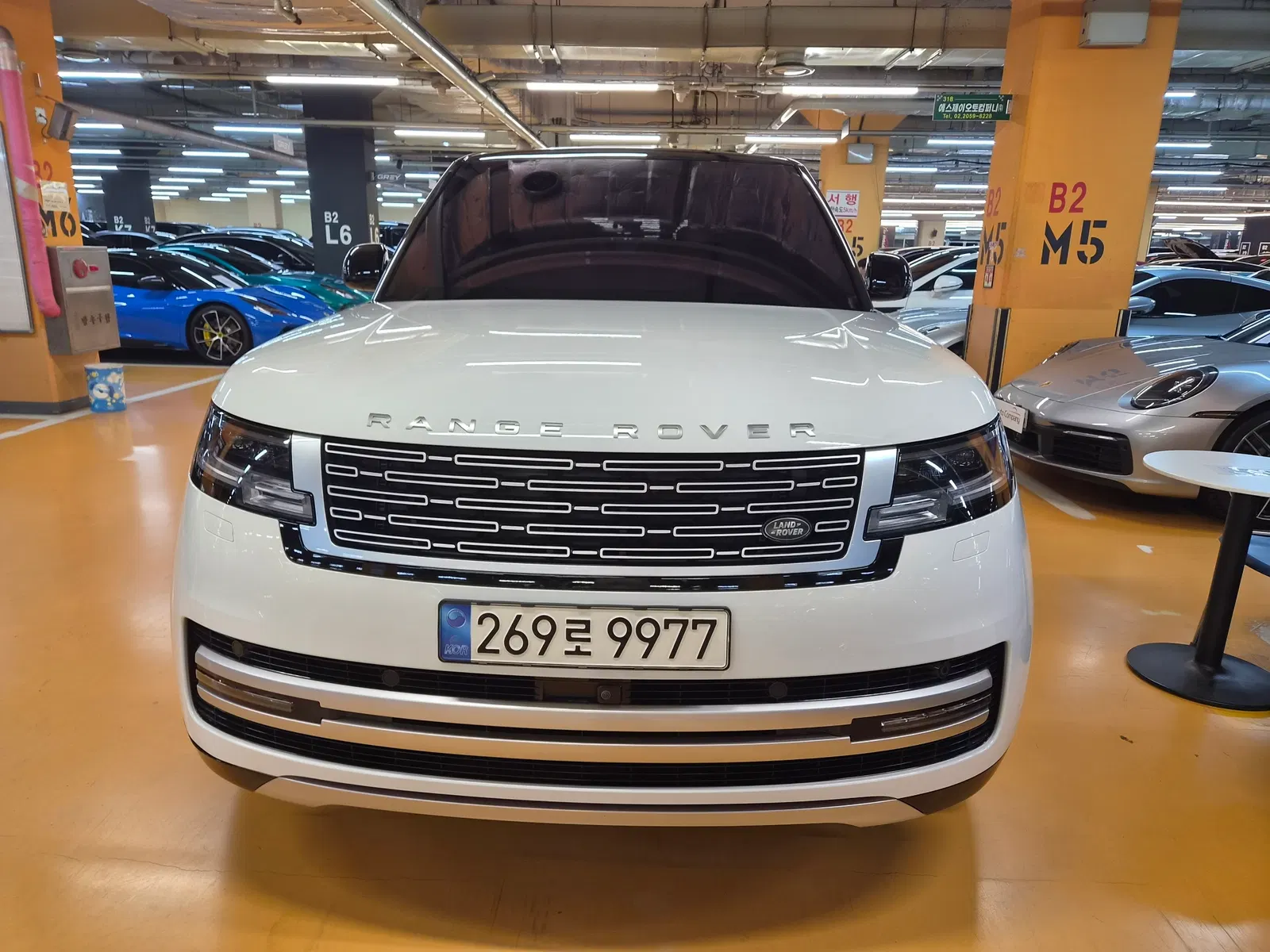 Land Rover Range Rover 5e génération P530 AB LWB 2023 — photo 1 sur 20