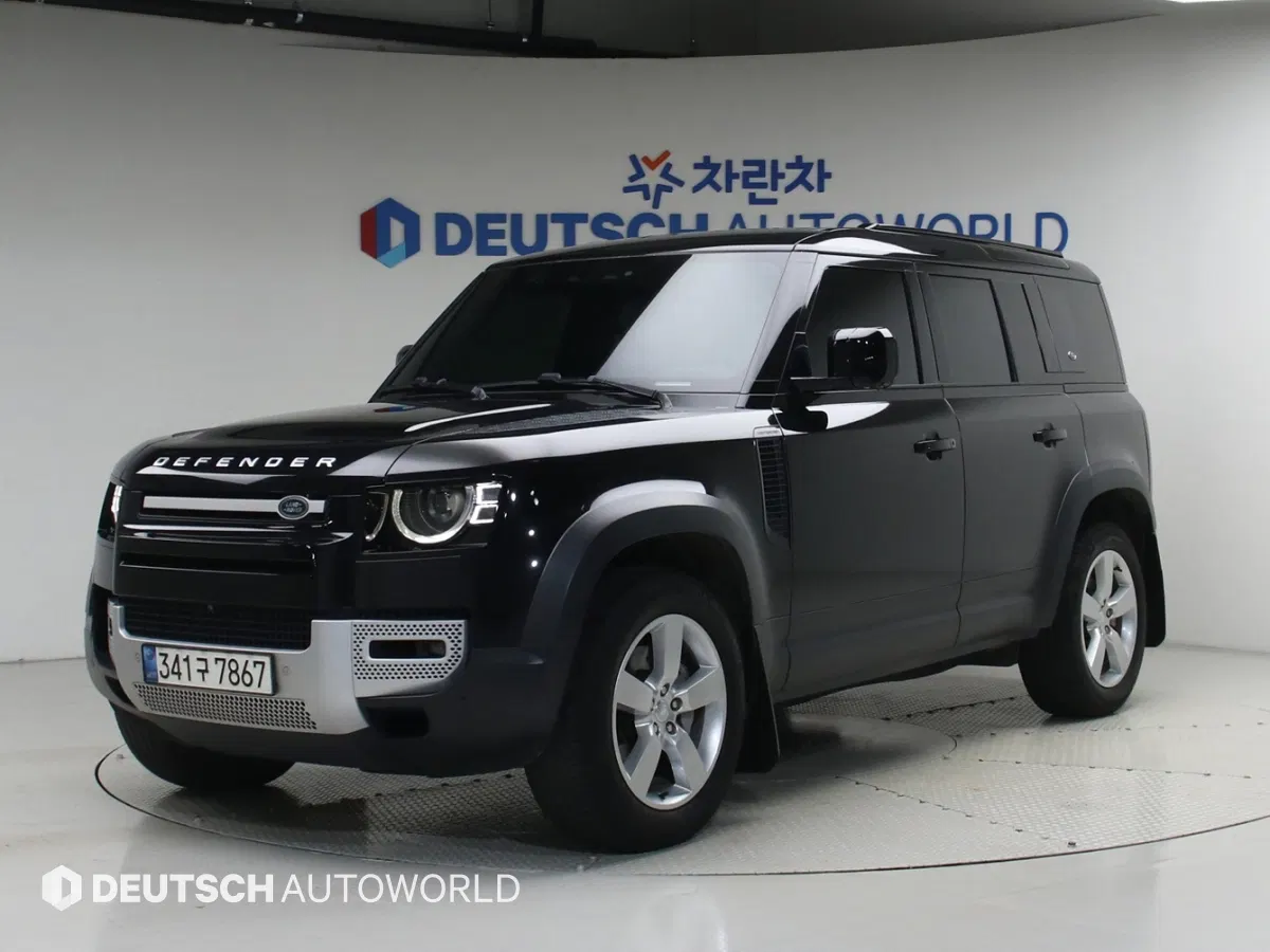 Land Rover Defender (L663) 110 D300 HSE 2022 — photo 1 sur 26