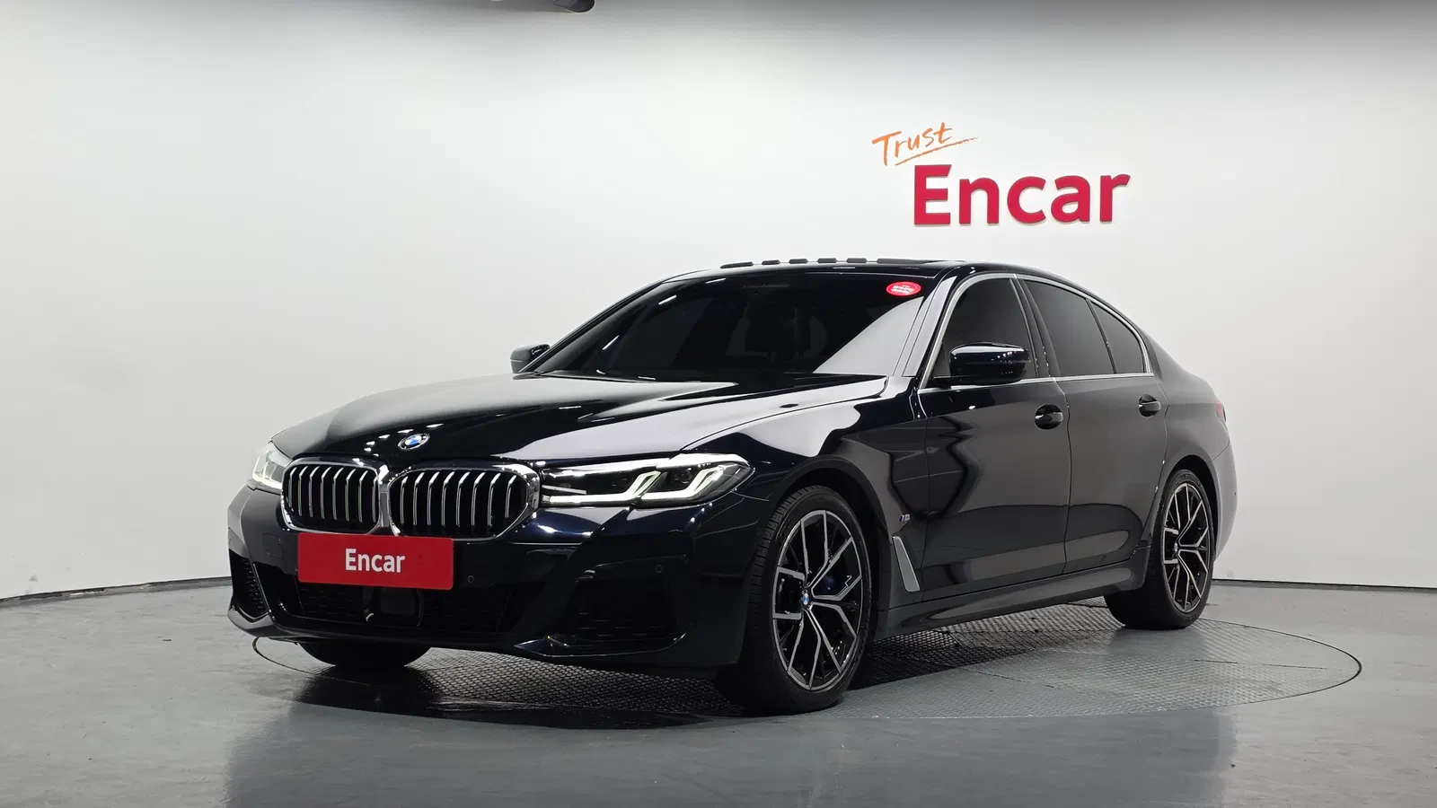 BMW Série 5 (G30) 530i xDrive M Sport 2022 — photo 1 sur 32