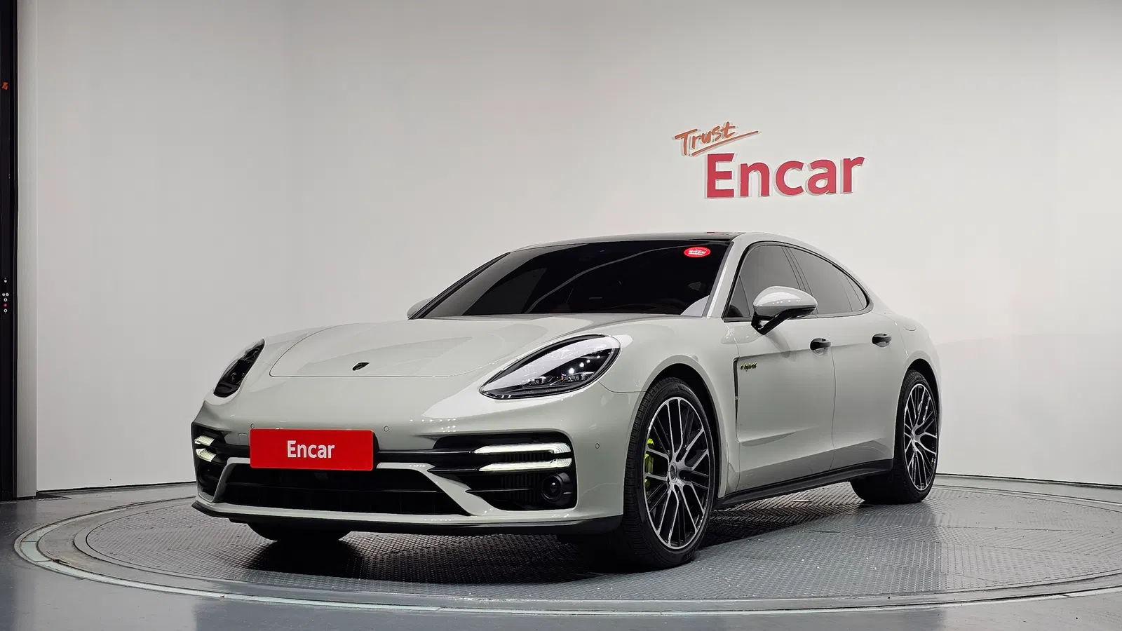 Porsche Panamera (971) 2.9 AWD E-Hybride Platinum Edition 2023 — photo 1 sur 40