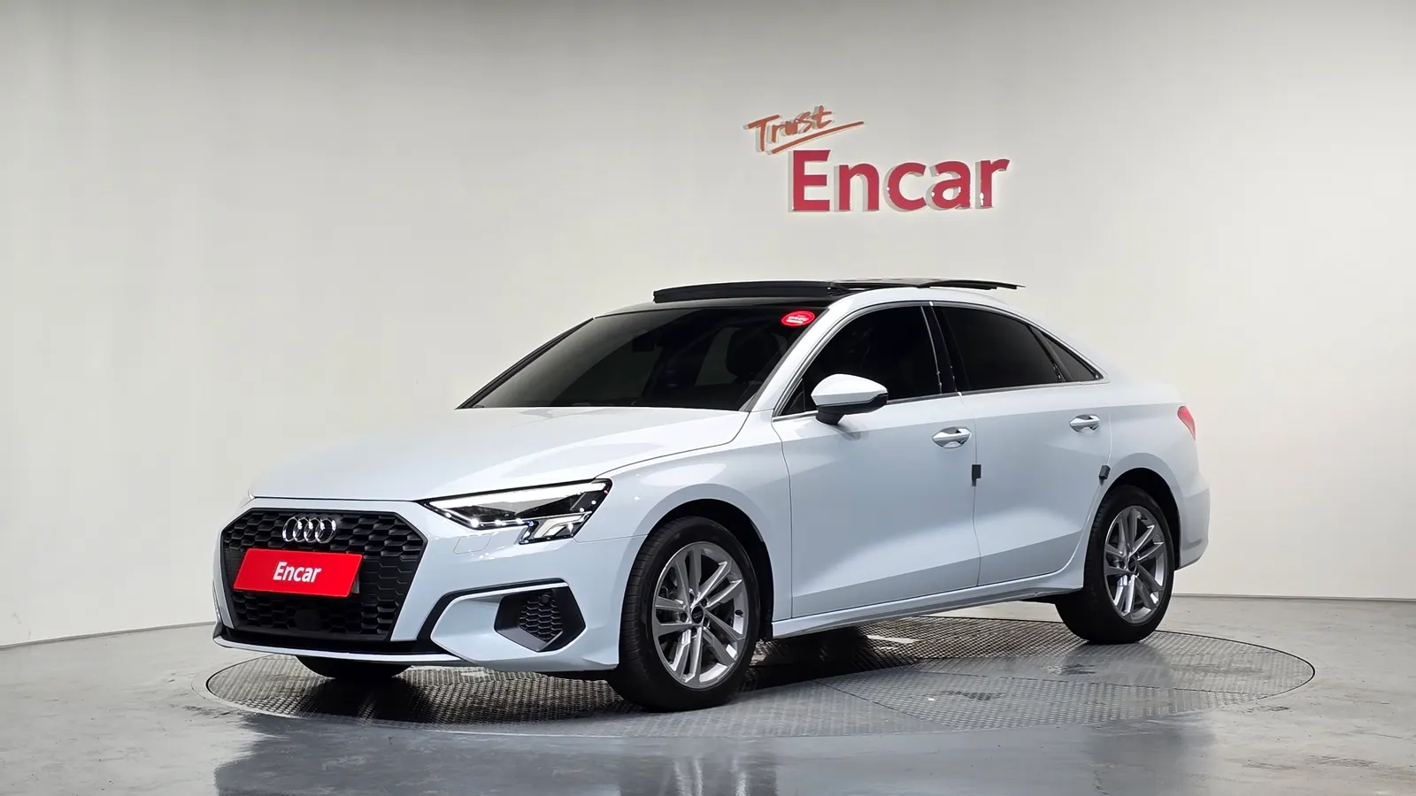 Audi A3 (8Y) 40 TFSI 2023 — photo 1 sur 30