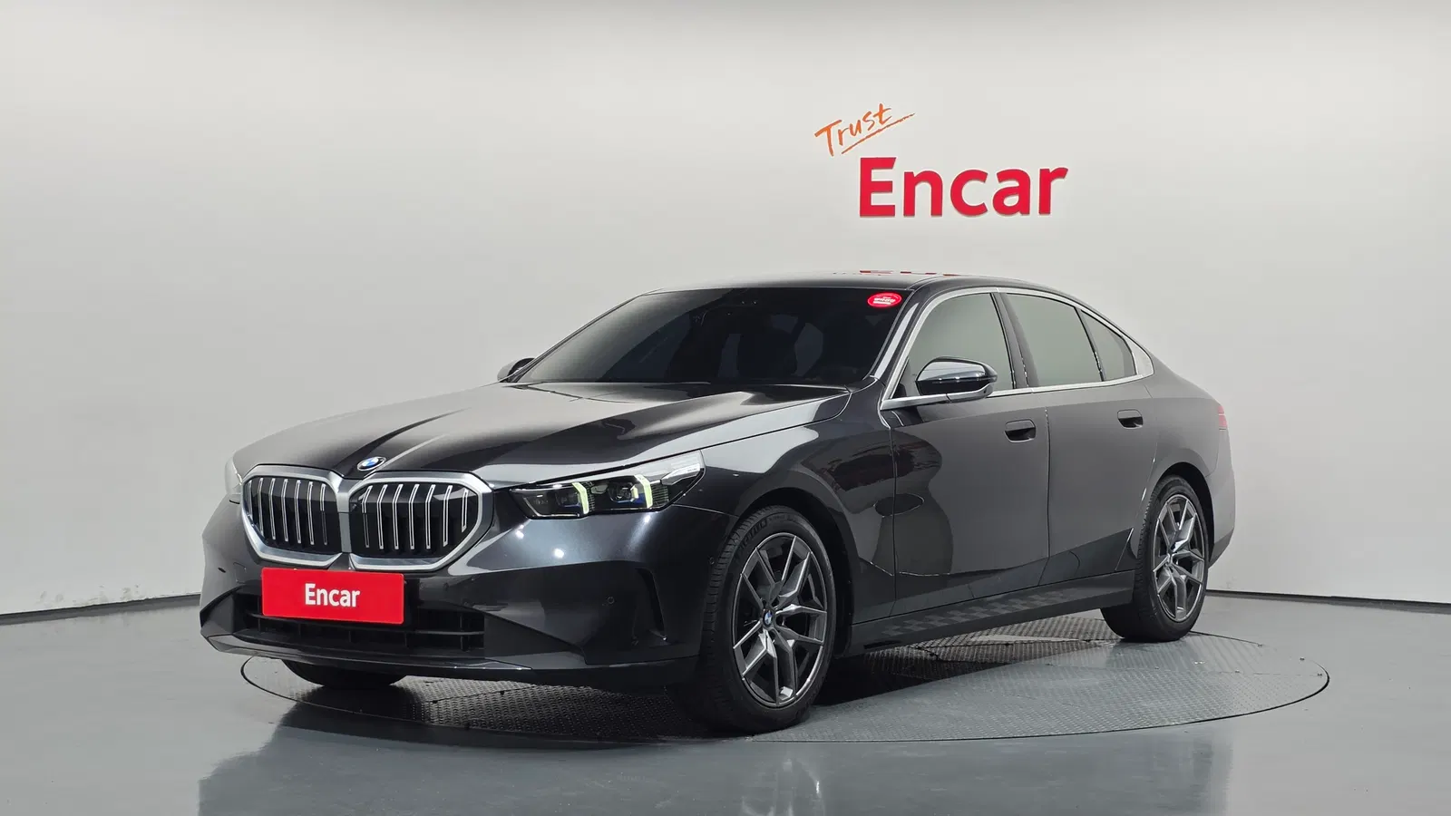 BMW Série 5 (G60) 520i 2024 — photo 1 sur 20