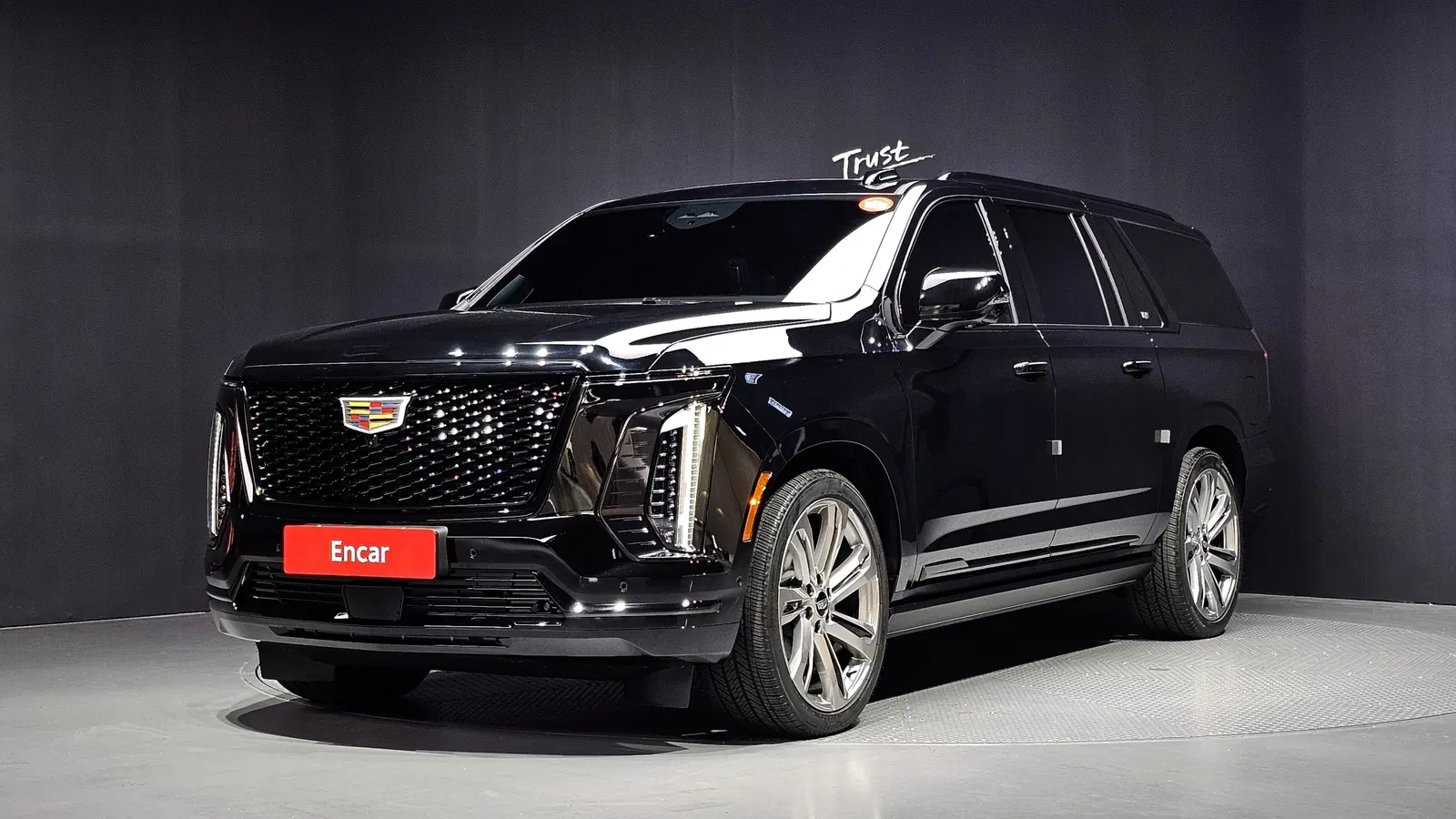 Cadillac Escalade 5e génération 6.2 ESV 2026 importée par Kaizen Motors