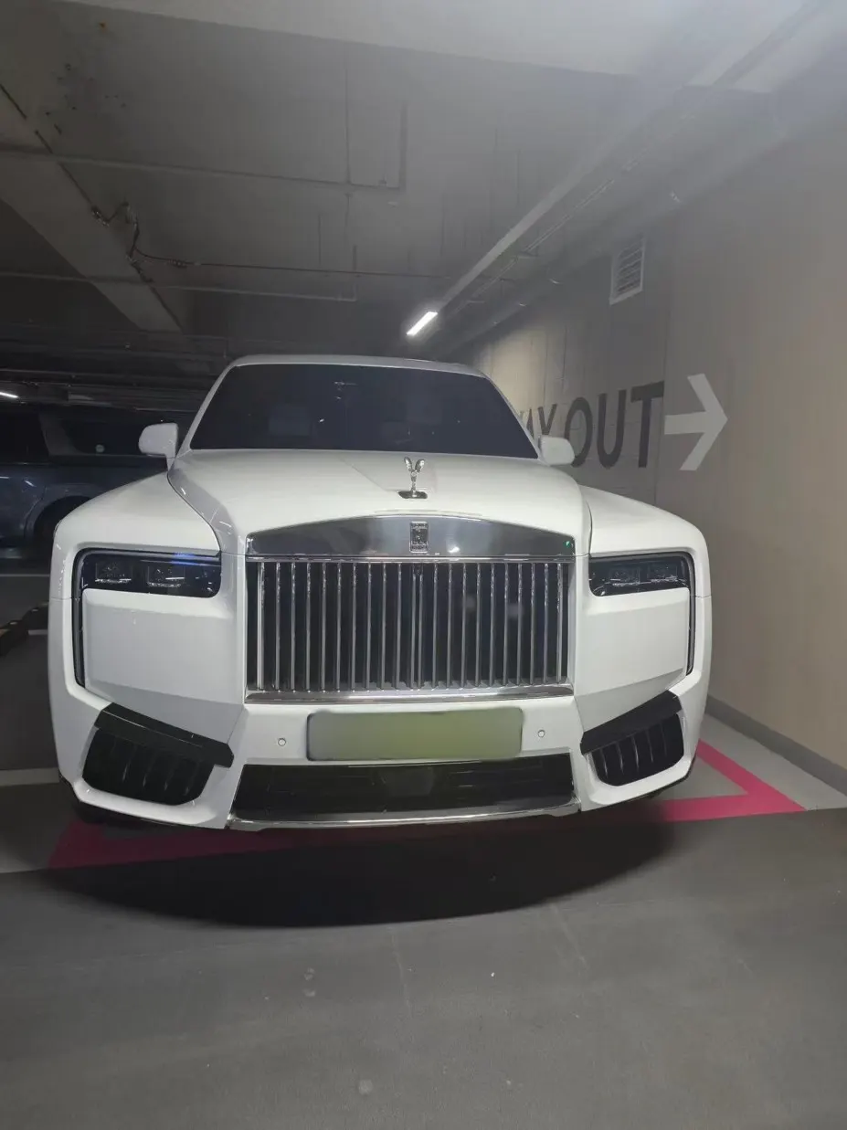 Rolls-Royce Cullinan 6.7 V12 2026 importée par Kaizen Motors