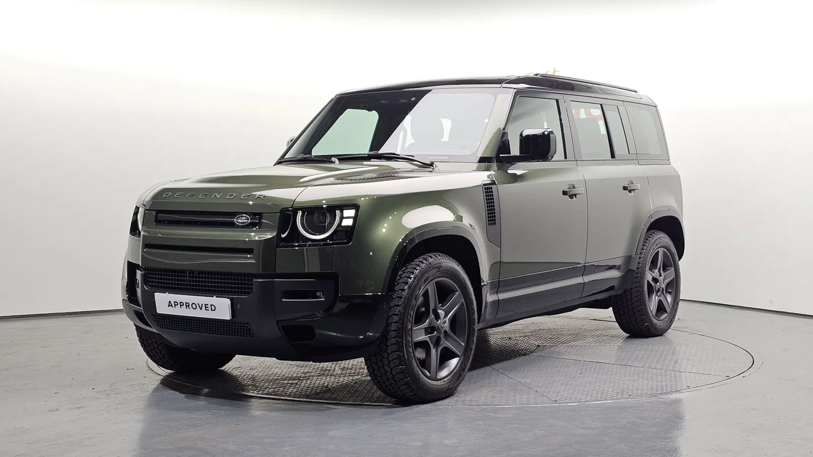 Land Rover Defender (L663) 110 D250 X-Dynamic SE 2026 — photo 1 sur 20