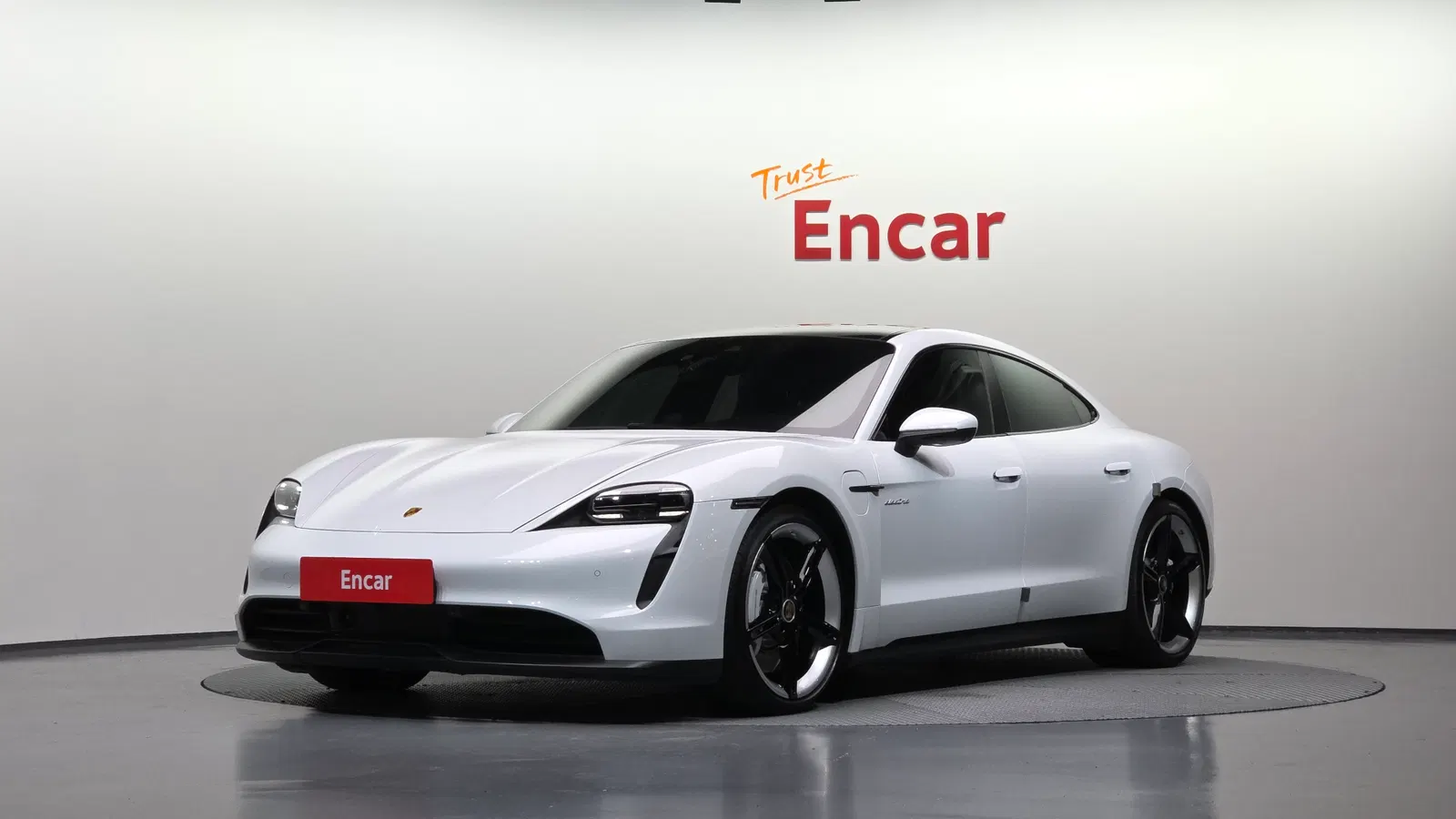 Porsche Taycan 4S 2024 — photo 1 sur 20