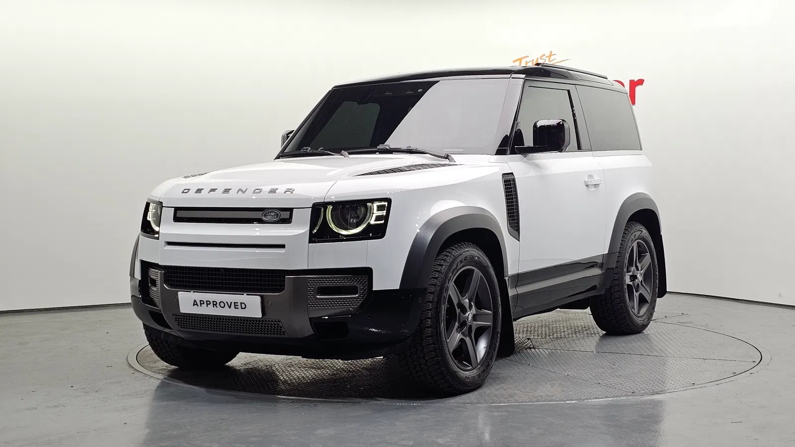 Land Rover Defender (L663) 90 D250 X-Dynamic SE 2025 — photo 1 sur 20