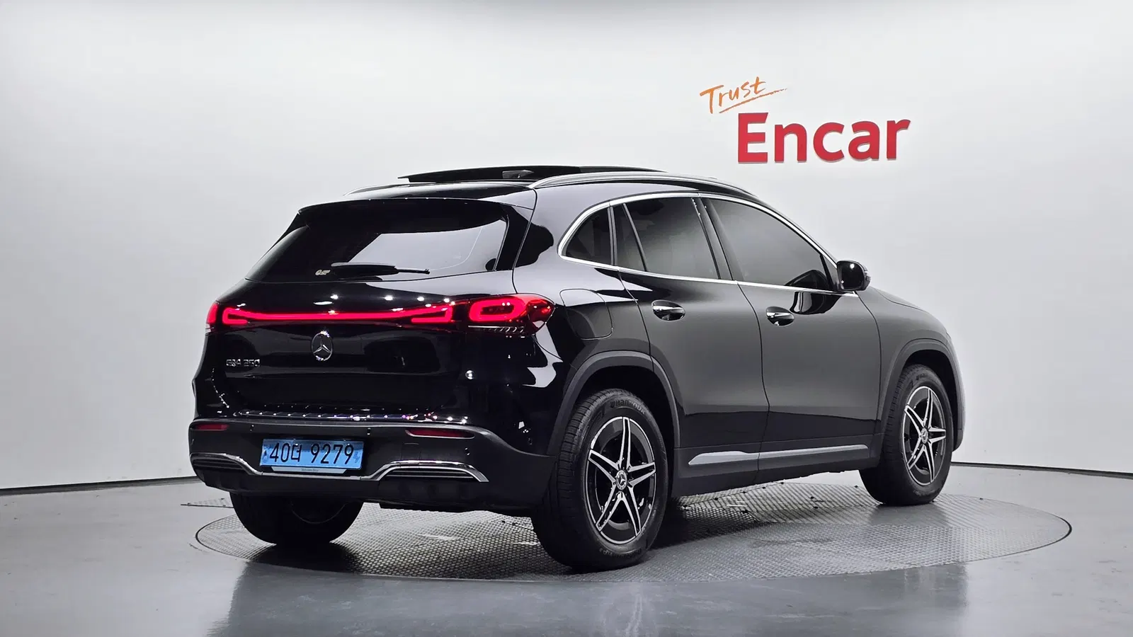 Mercedes-Benz EQA AMG Line · EQA250 (H243) 2023 — photo 1 sur 32