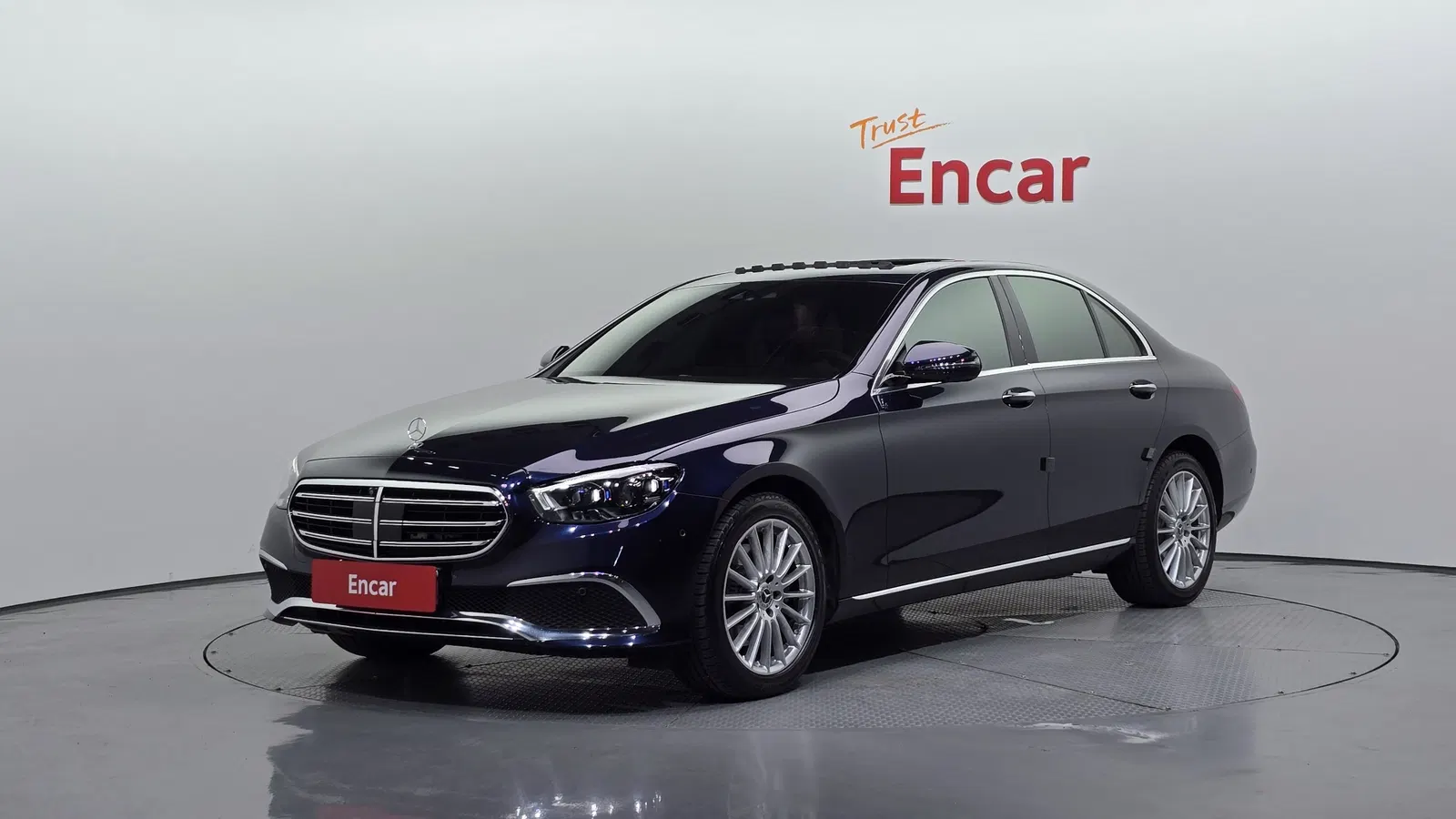 Mercedes-Benz Classe E E250 Exclusive (W213) 2022 — photo 1 sur 20