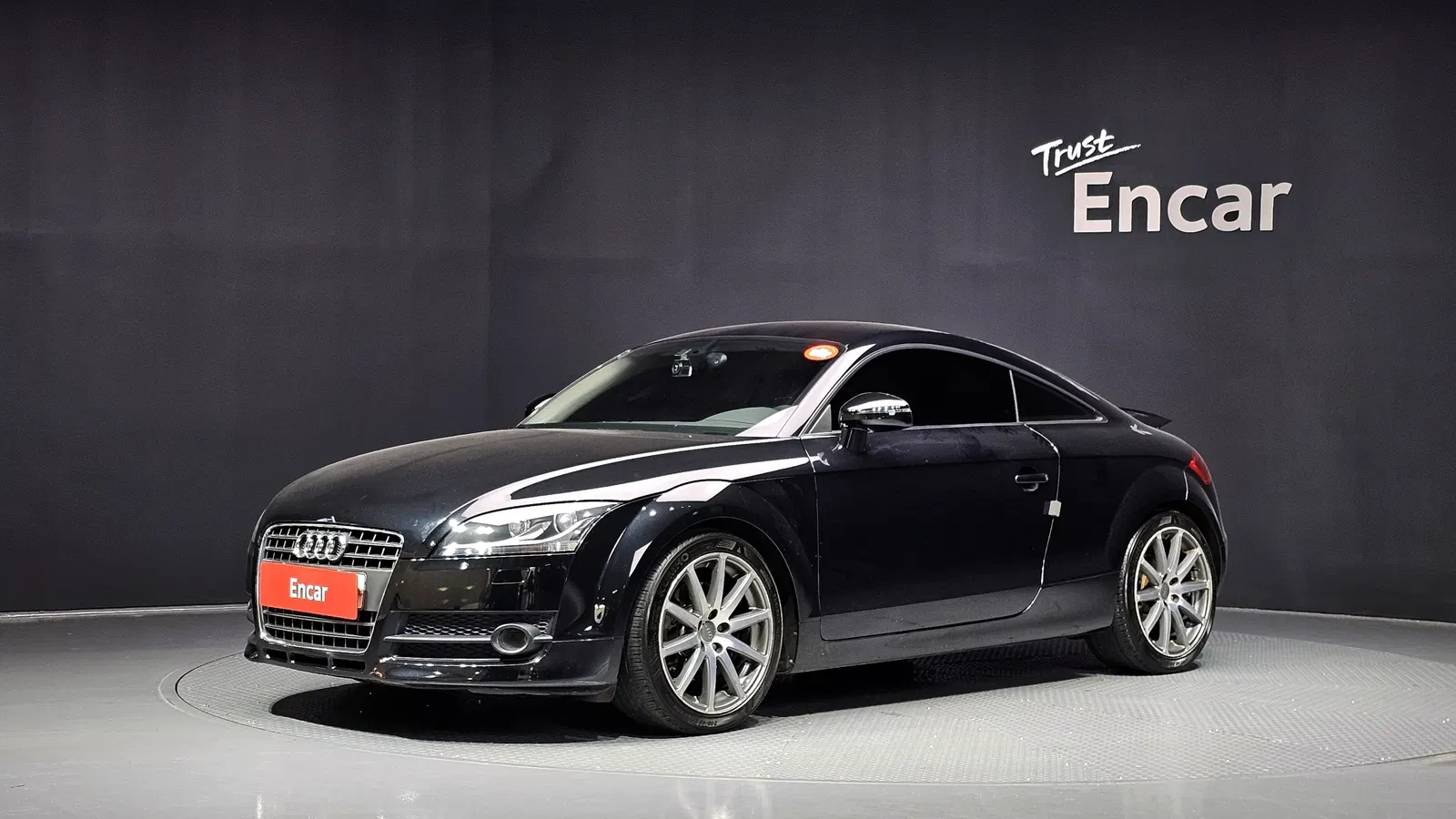 Audi TT Coupé 2.0 TFSI 2009 — photo 1 sur 26