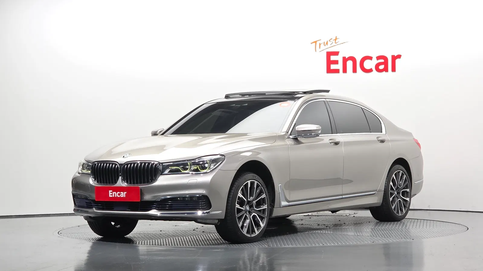 BMW Série 7 (G11) 730Ld xDrive 2016 — photo 1 sur 20
