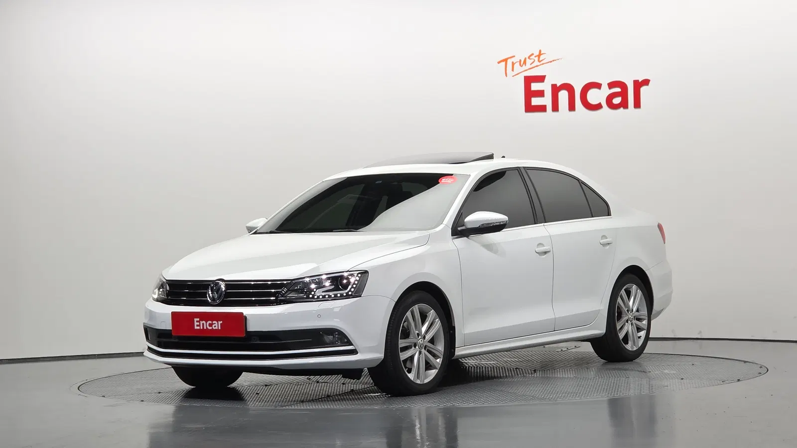 Volkswagen Jetta 2.0 TDI BlueMotion Premium 2015 — photo 1 sur 20