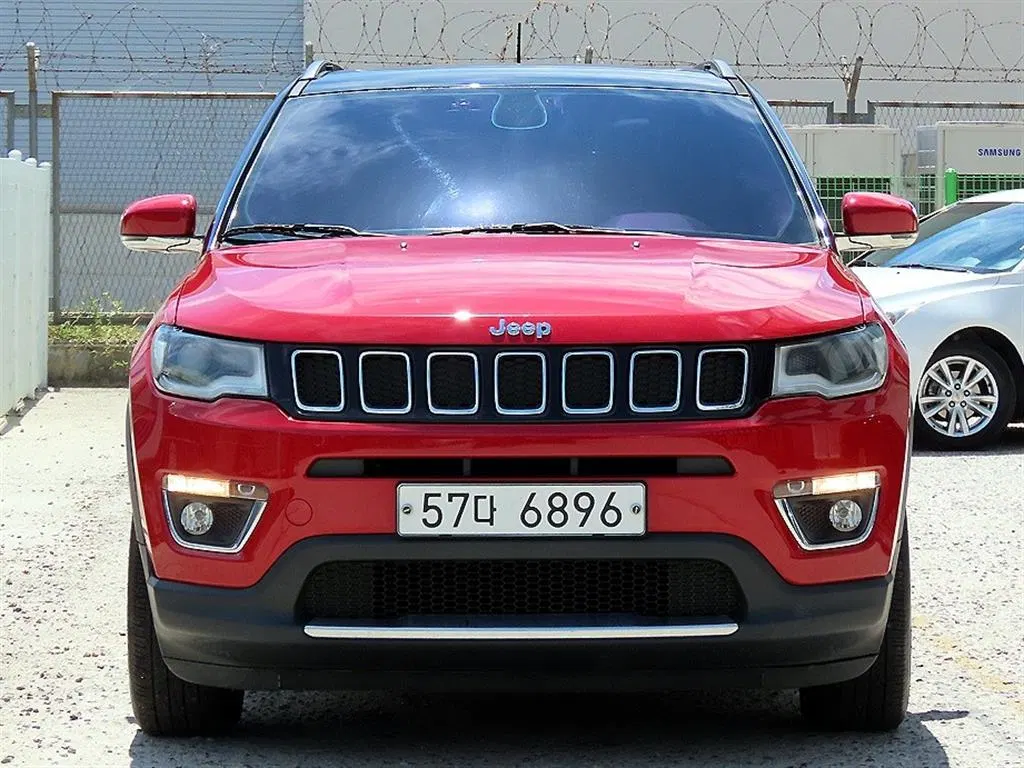 Jeep Compass 2e génération 2.4 Limited AWD 2019 — photo 1 sur 26
