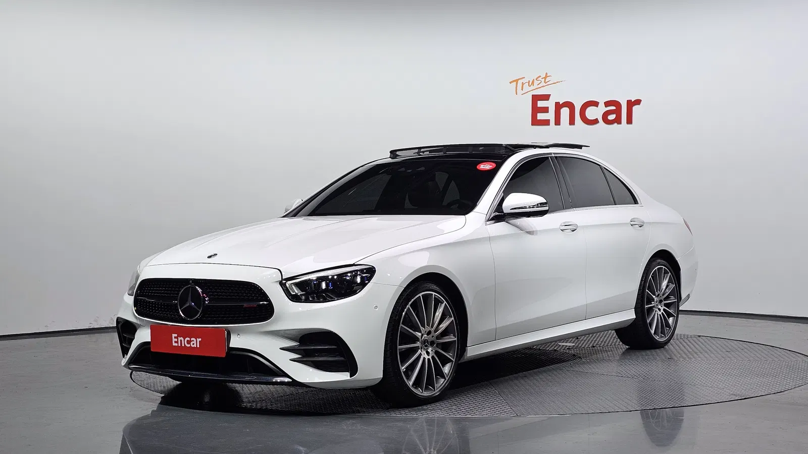 Mercedes-Benz Classe E AMG Line · E350 4MATIC (W213) 2022 — photo 1 sur 20