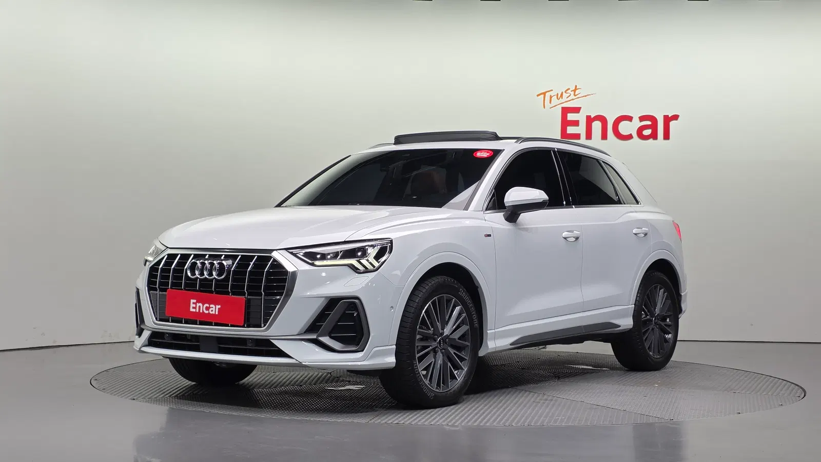 Audi Q3 (F3) 35 TDI Premium 2023 — photo 1 sur 31