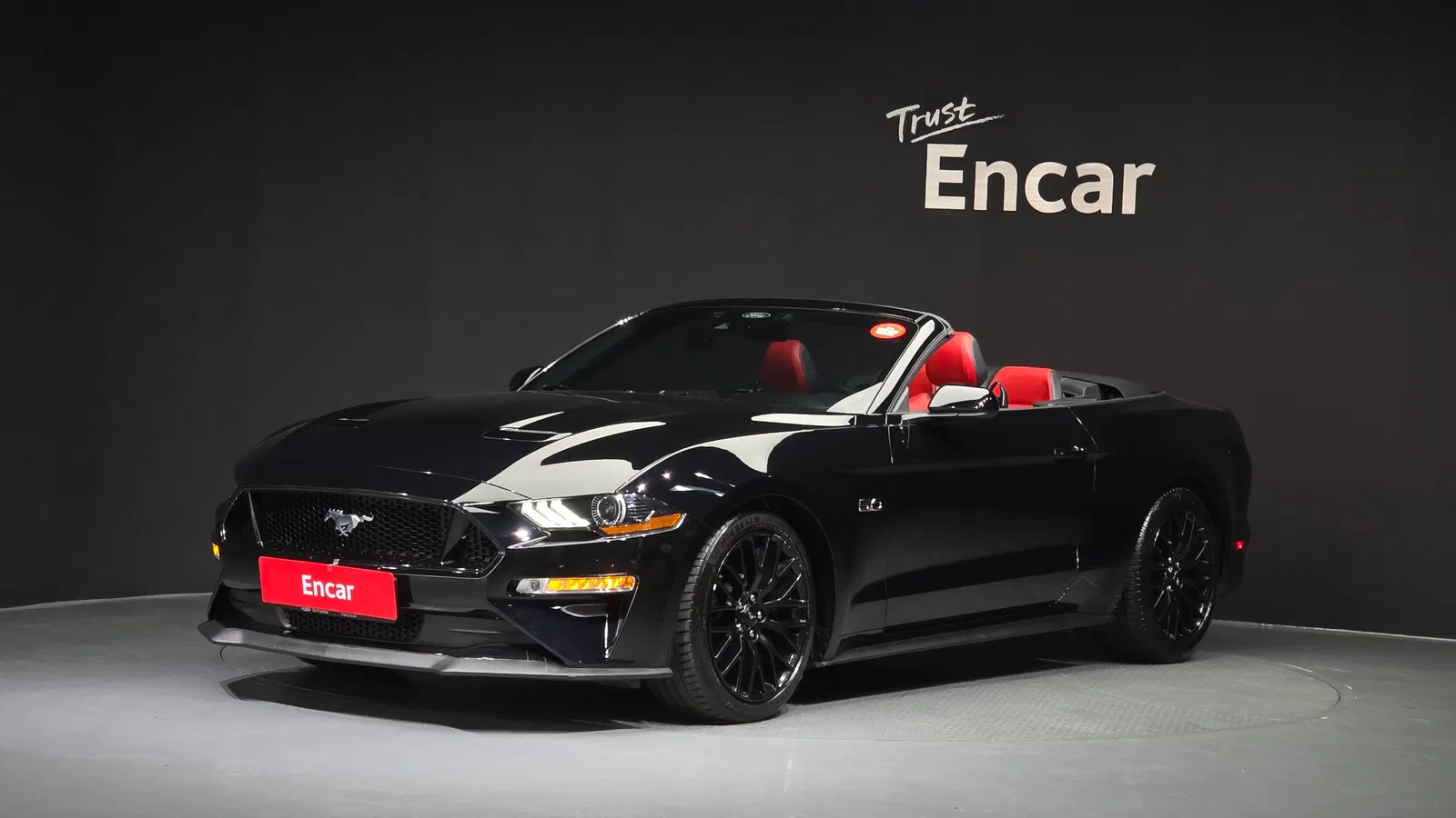 Ford Mustang GT Convertible 2021 — photo 1 sur 31