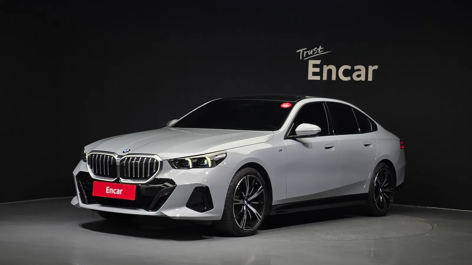 BMW Série 5 (G60) 530i xDrive M Sport 2025 — photo 1 sur 40