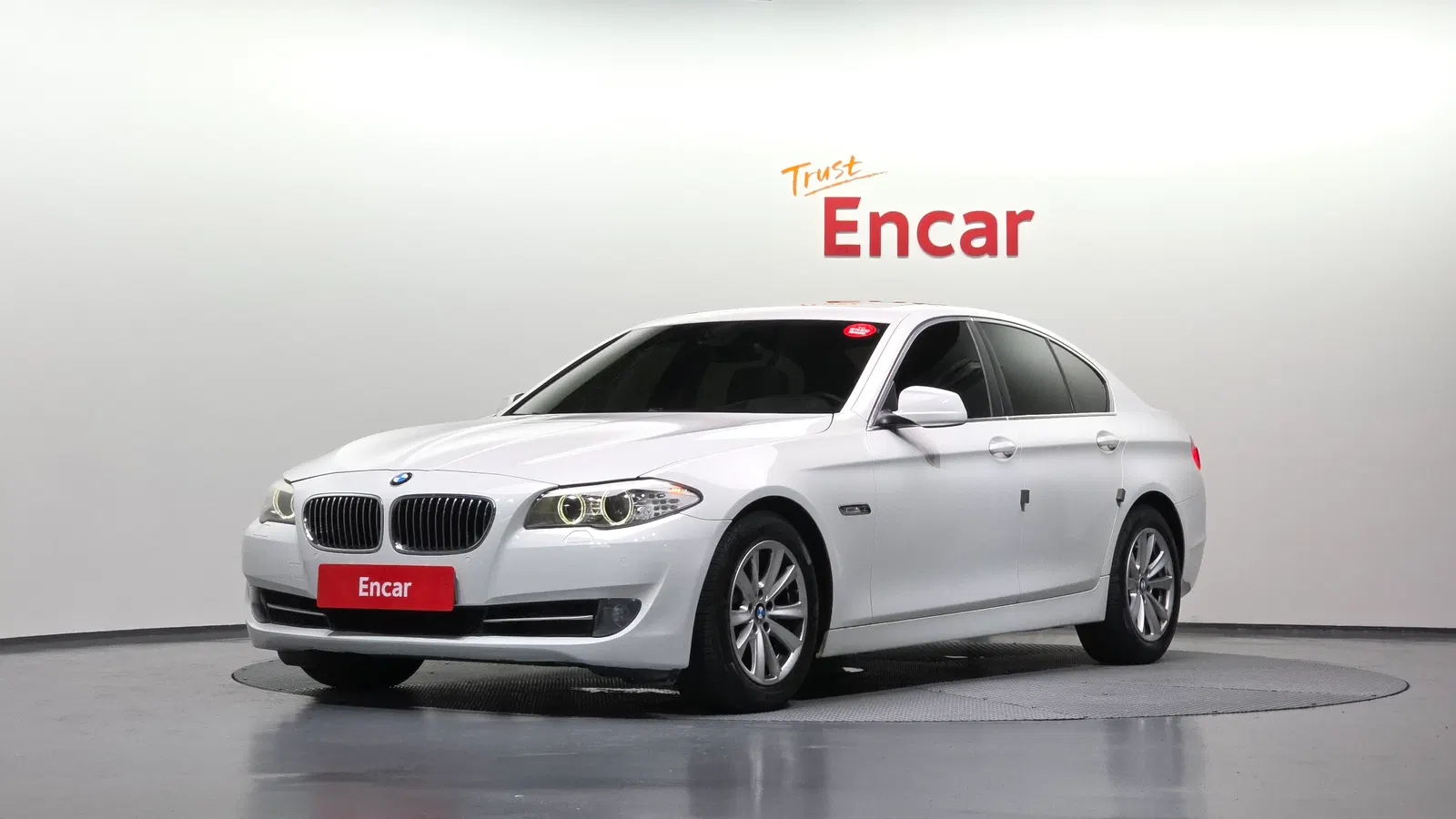 BMW Série 5 (F10) 520d 2013 — photo 1 sur 20