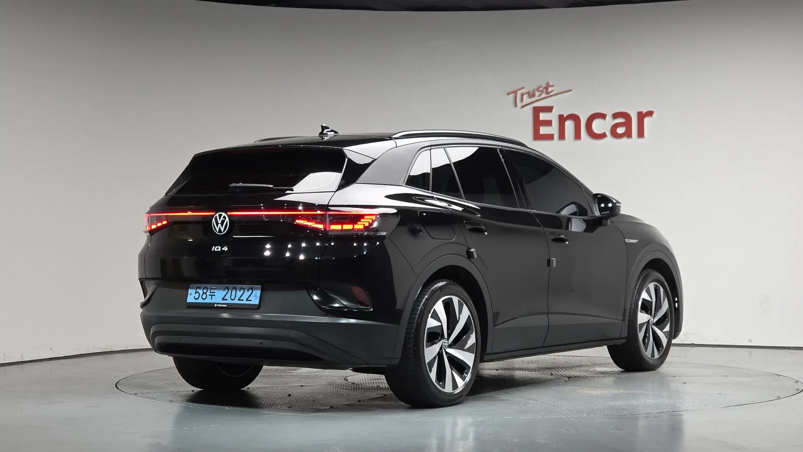 Volkswagen ID.4 Pro 2023 — photo 1 sur 31