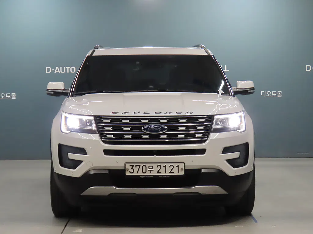 Ford Explorer 2.3 Limited 4WD 2016 — photo 1 sur 26
