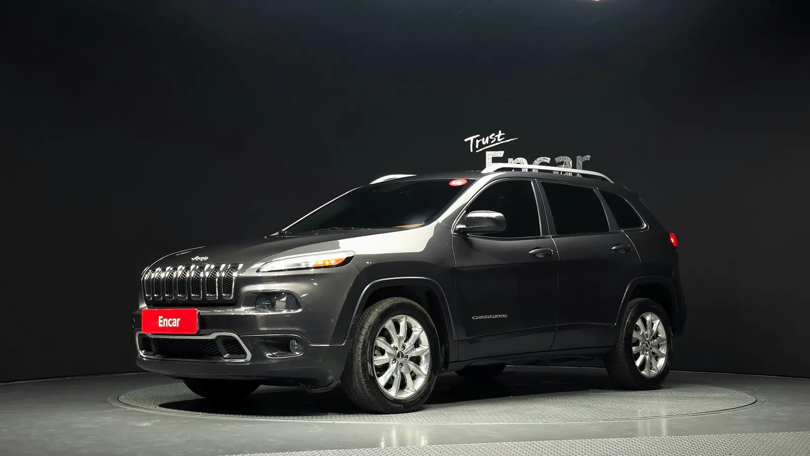 Jeep Grand Cherokee 3.2 2014 — photo 1 sur 20