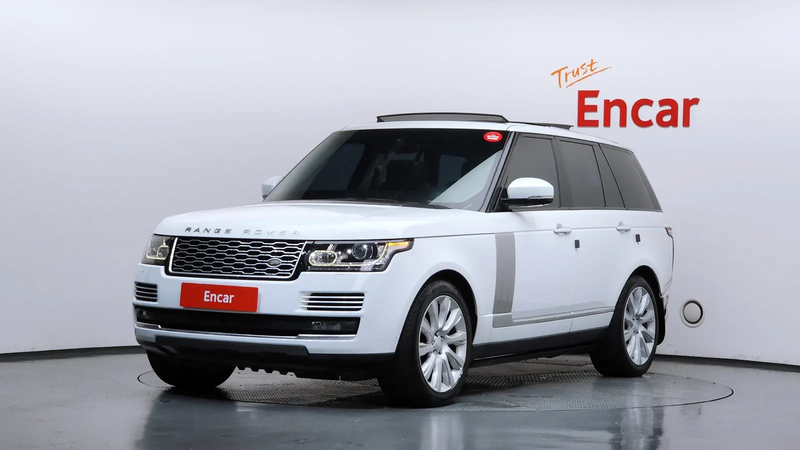 Land Rover Range Rover 4e génération 4.4 SDV8 Vogue SE Diesel 2016 — photo 1 sur 20