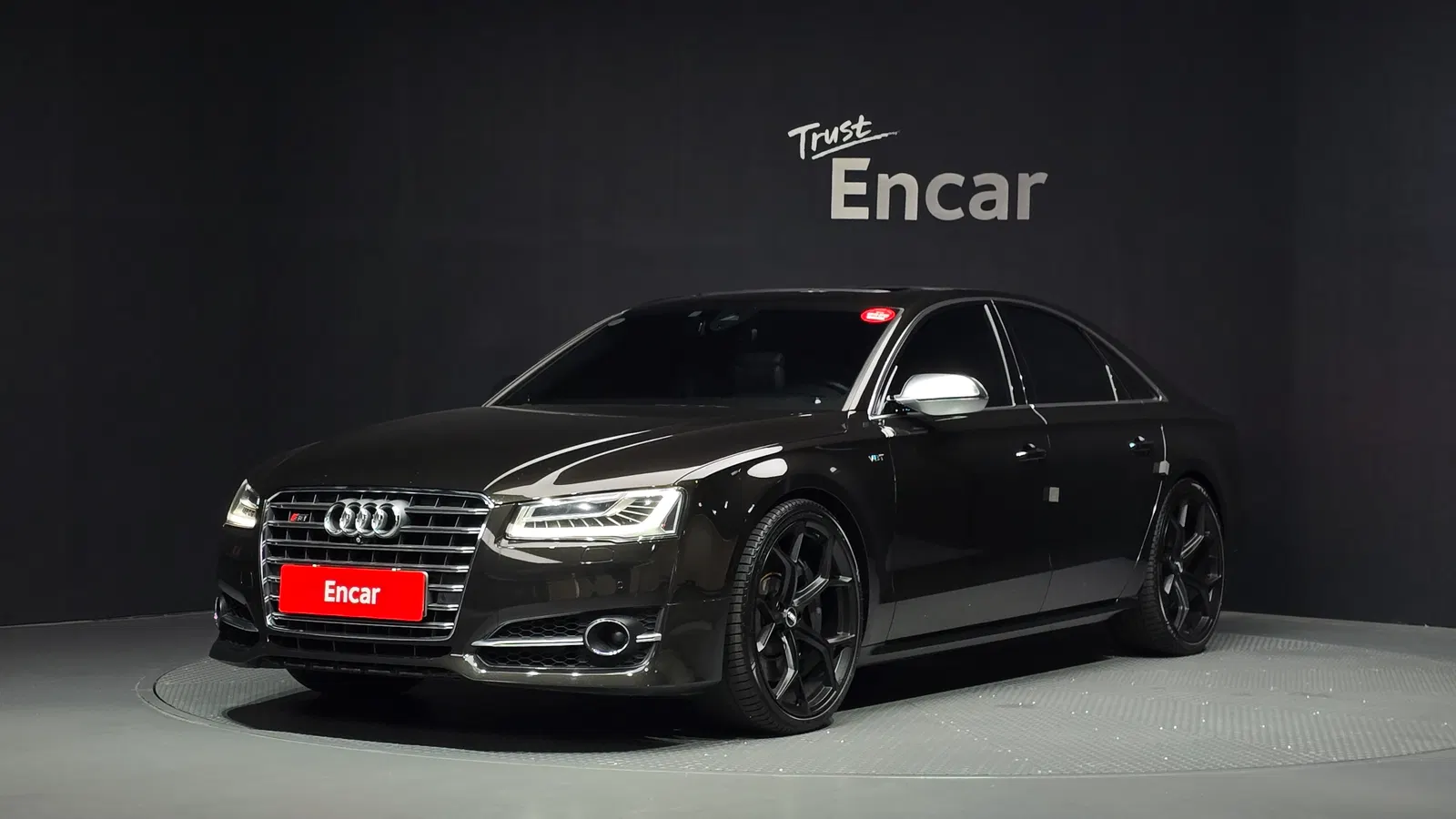 Audi S8 4.0 TFSI Quattro 2015 — photo 1 sur 20