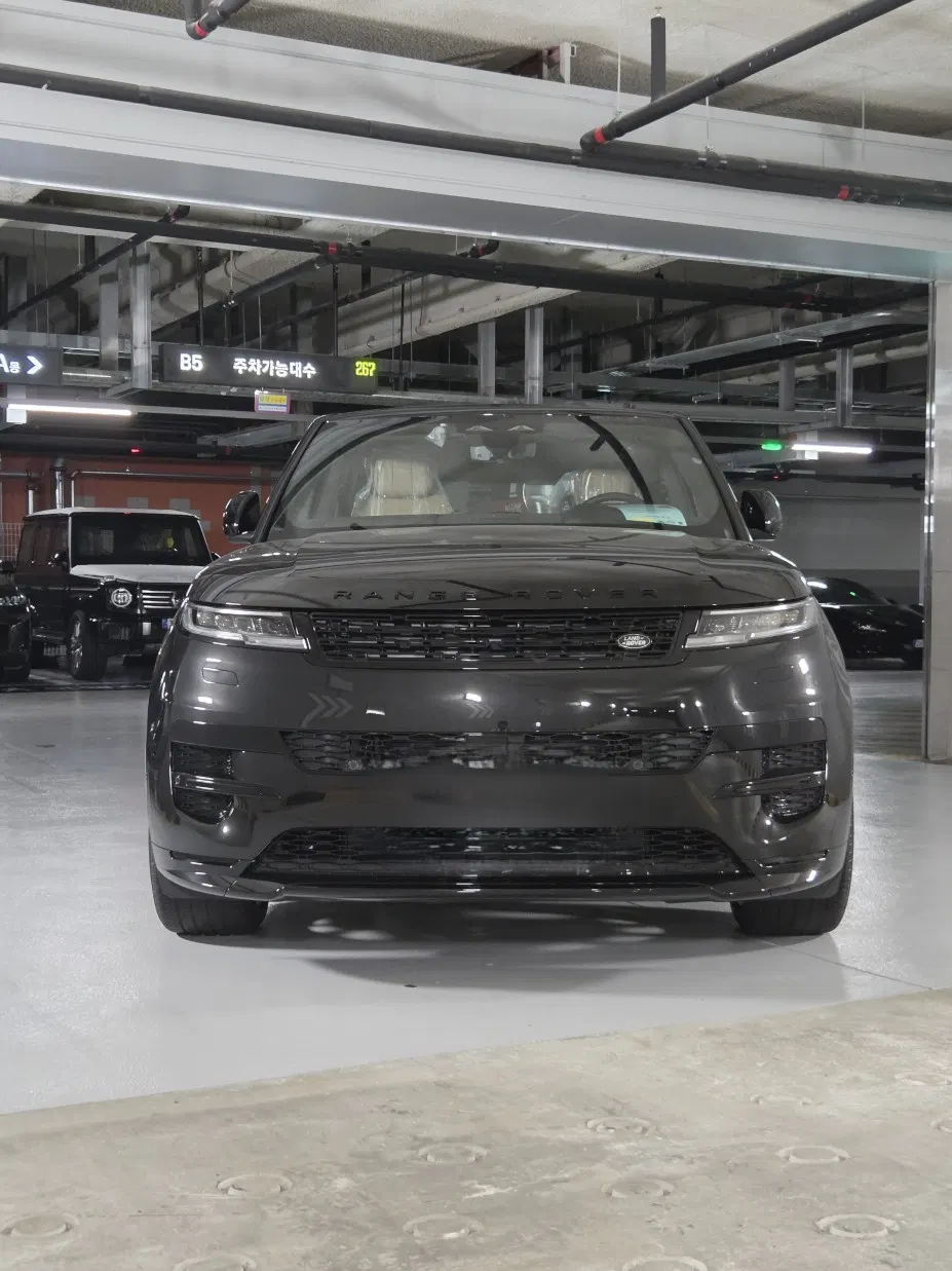 Land Rover Range Rover Sport 3e génération P400 AB 2026 — photo 1 sur 15
