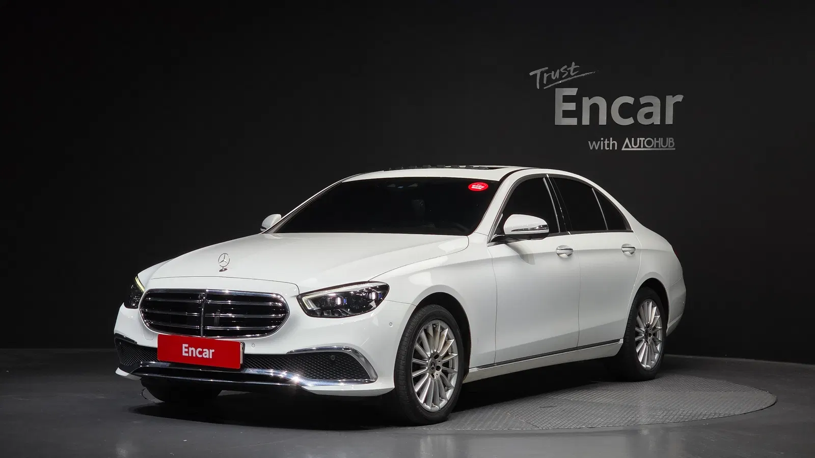 Mercedes-Benz Classe E E220d 4MATIC Exclusive (W213) 2021 — photo 1 sur 20