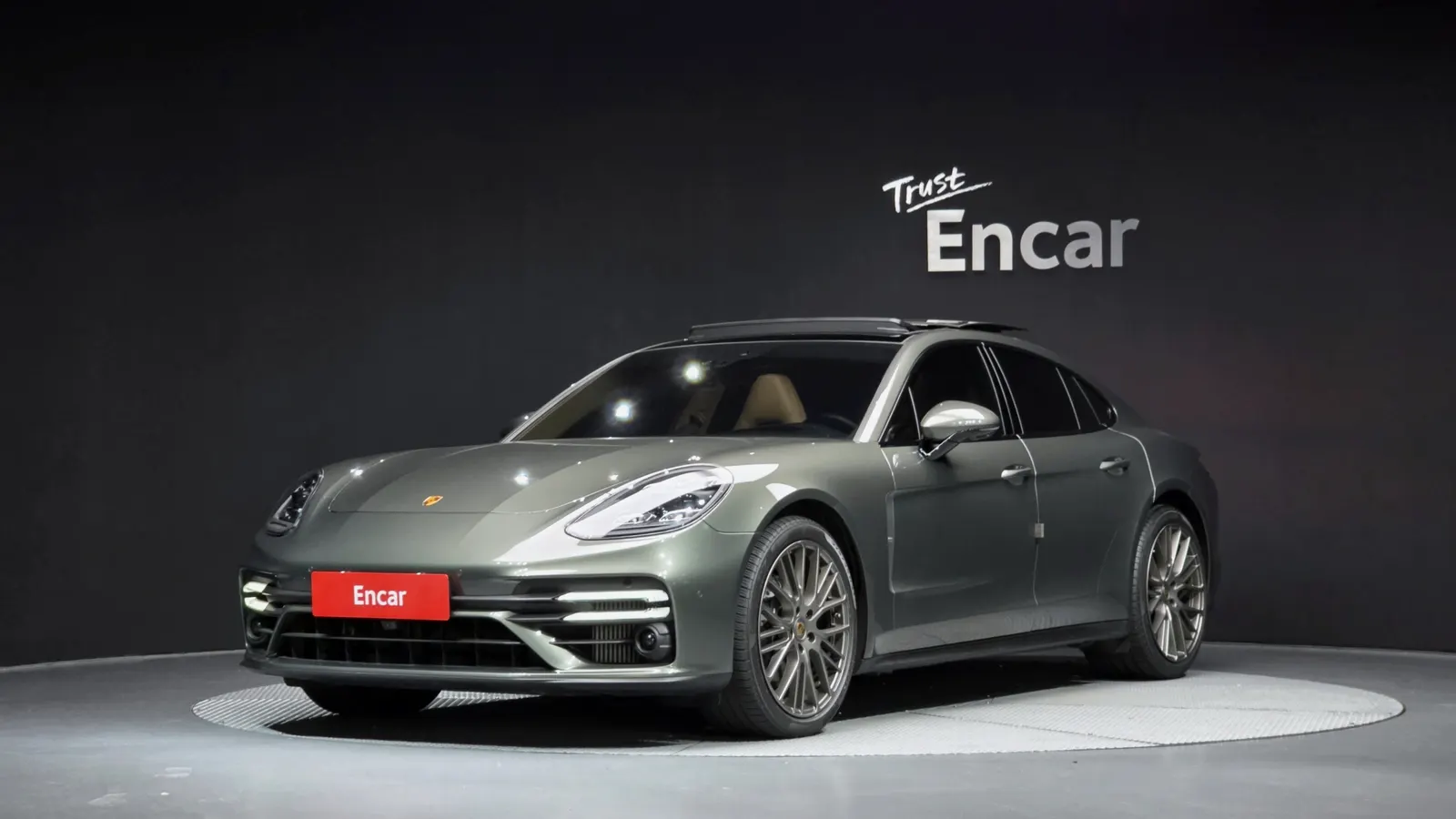 Porsche Panamera (971) 2.9 AWD Platinum Edition 2022 — photo 1 sur 39