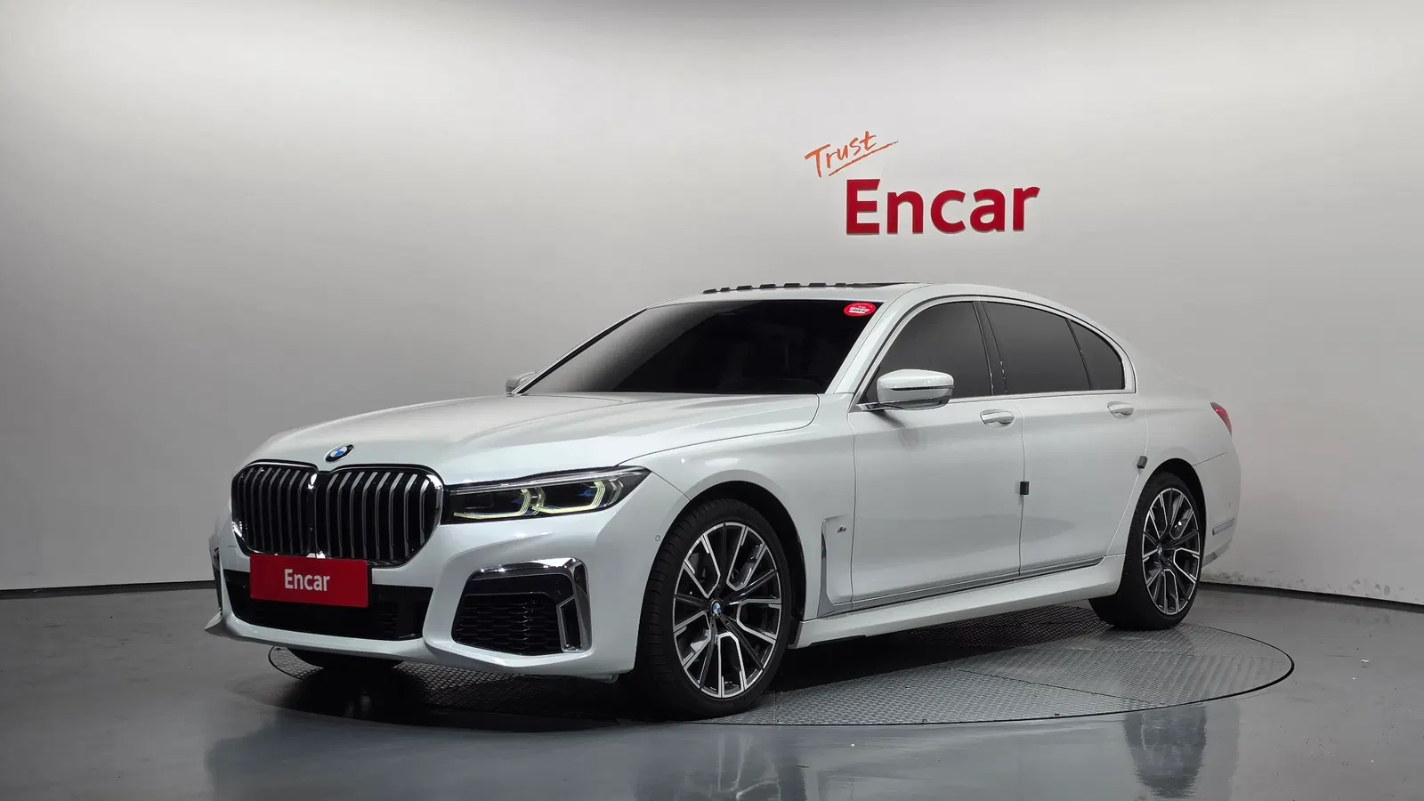 BMW Série 7 (G11) 730d xDrive M Sport 2021 — photo 1 sur 20