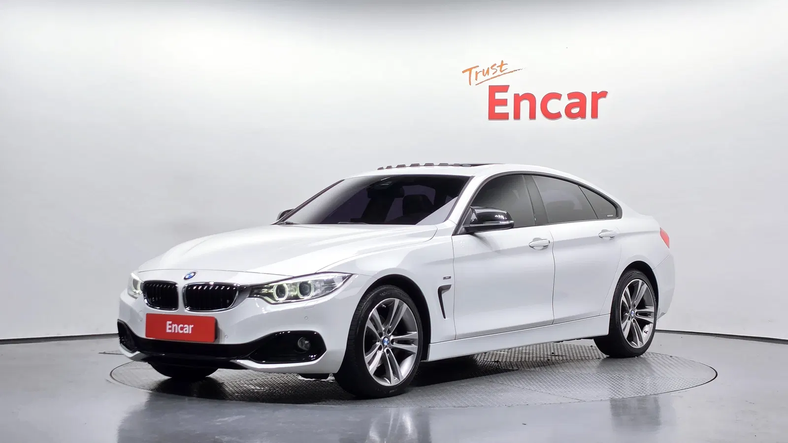 BMW Série 4 (F32) 420d xDrive Sport GranCoupé 2015 — photo 1 sur 20