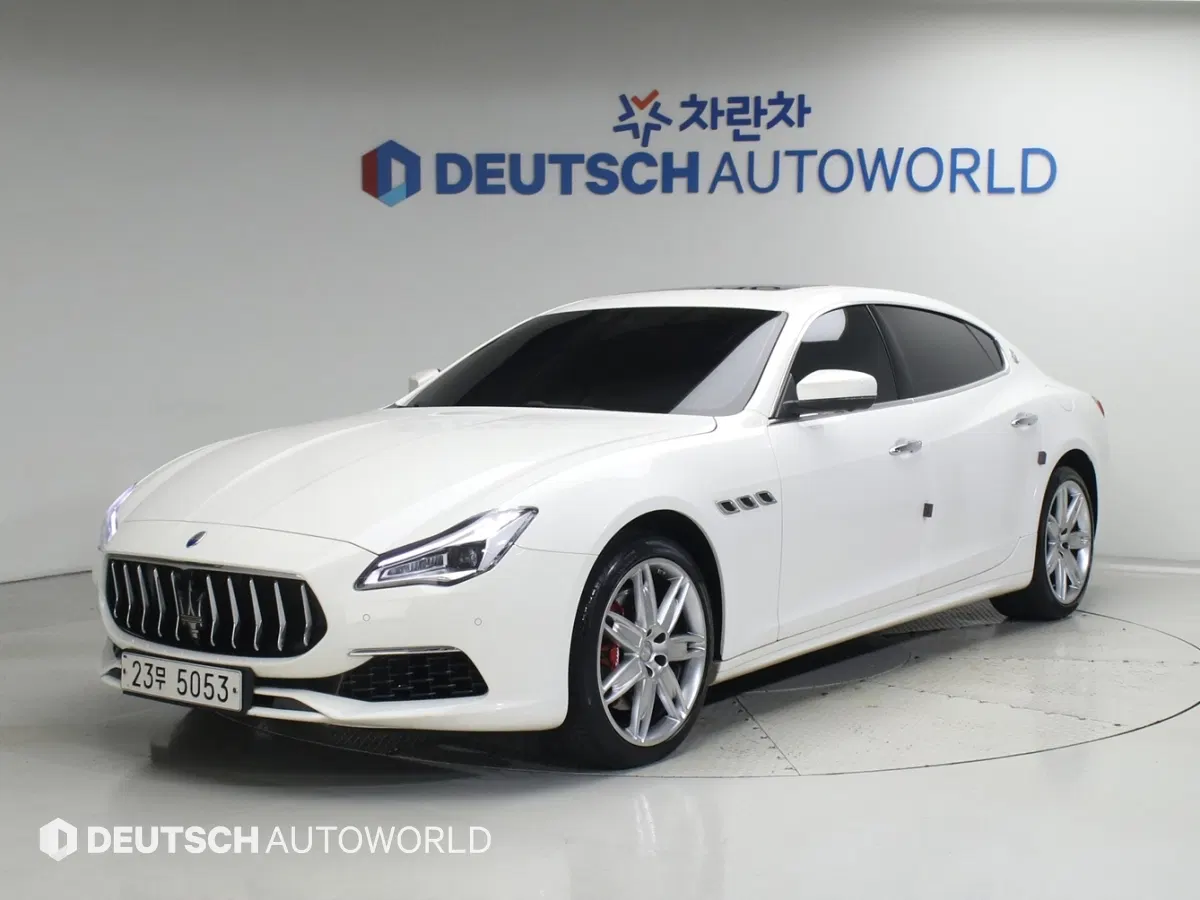 Maserati Quattroporte 3.0 V6 GranLusso 2017 — photo 1 sur 26