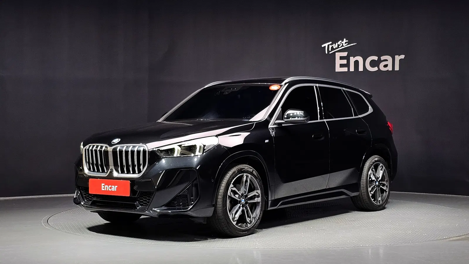 BMW X1 (U11) xDrive 20i M Sport 2024 — photo 1 sur 39