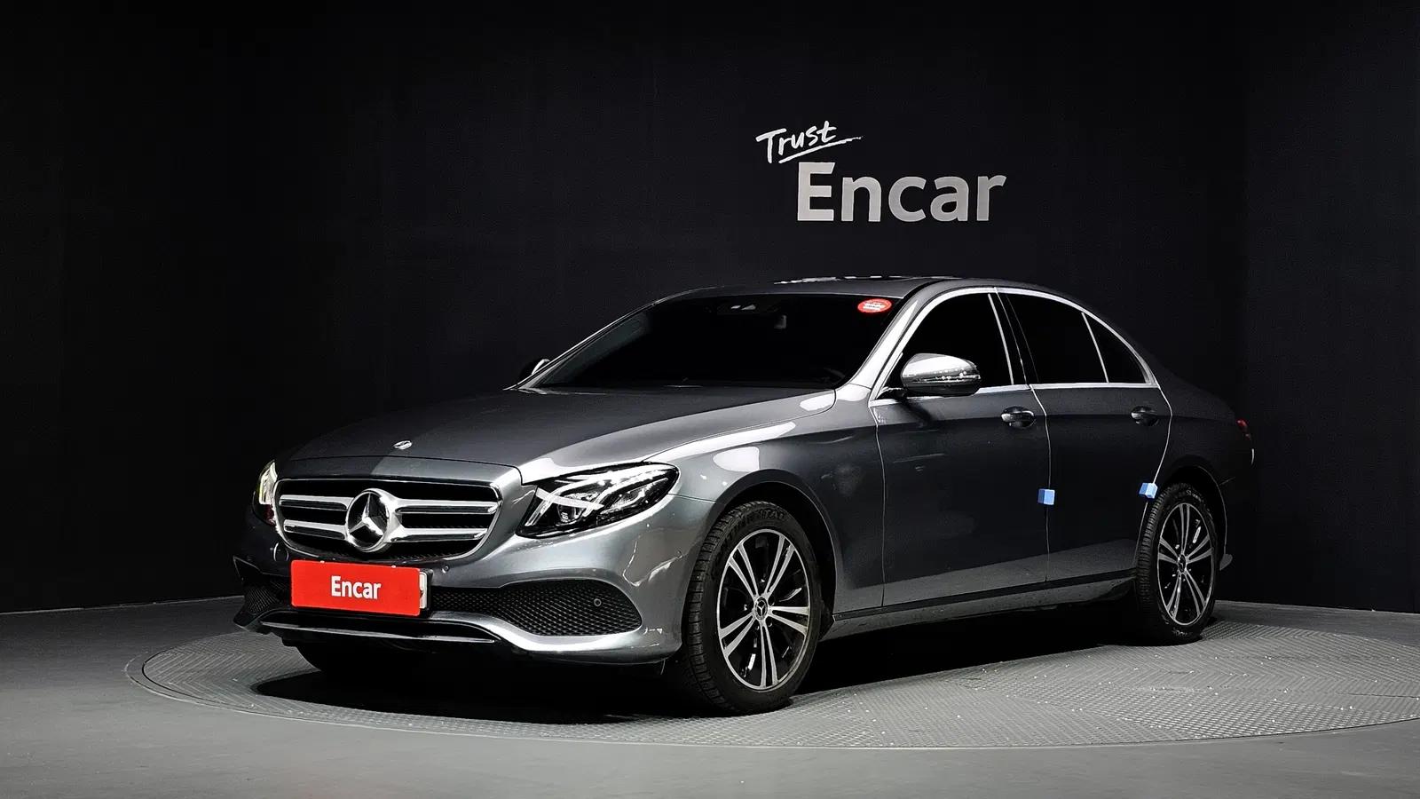 Mercedes-Benz Classe E E220d Avantgarde (W213) 2020 — photo 1 sur 20