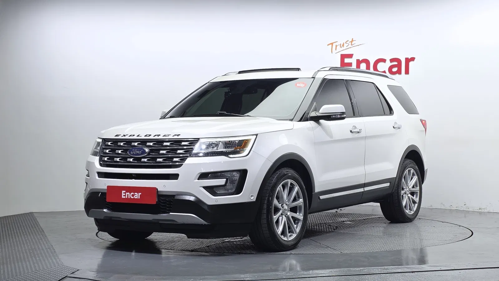Ford Explorer 3.5 Limited 4WD 2016 — photo 1 sur 20