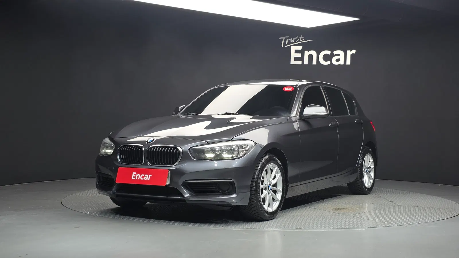 BMW Série 1 (F20) 118d Joy 5 portes 2016 — photo 1 sur 20