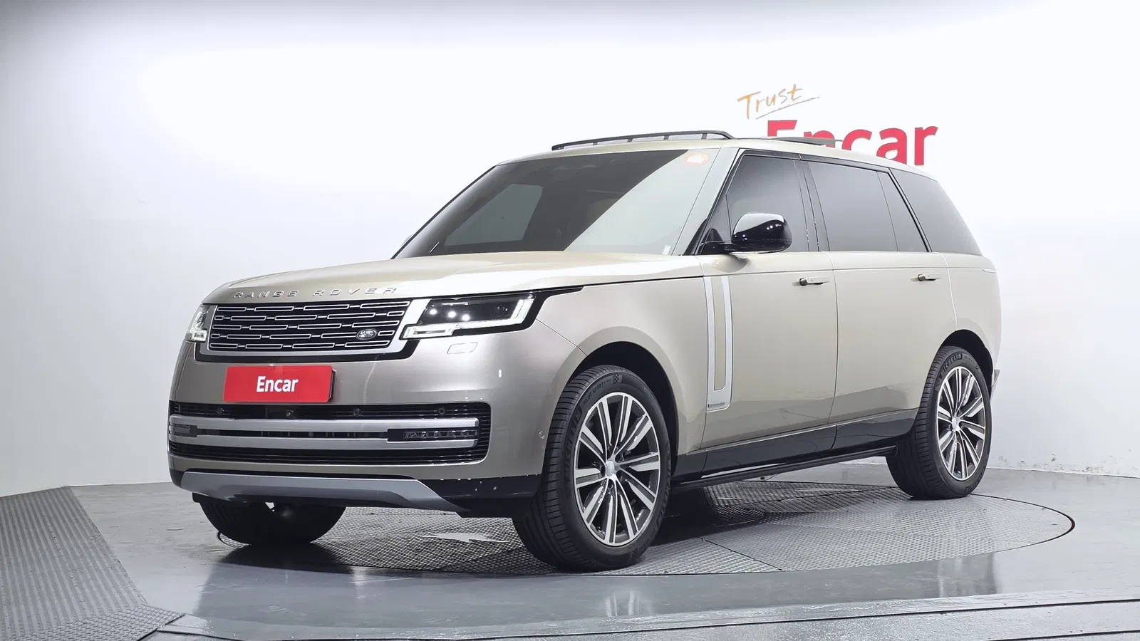 Land Rover Range Rover 5e génération D350 AB LWB 2024 — photo 1 sur 20