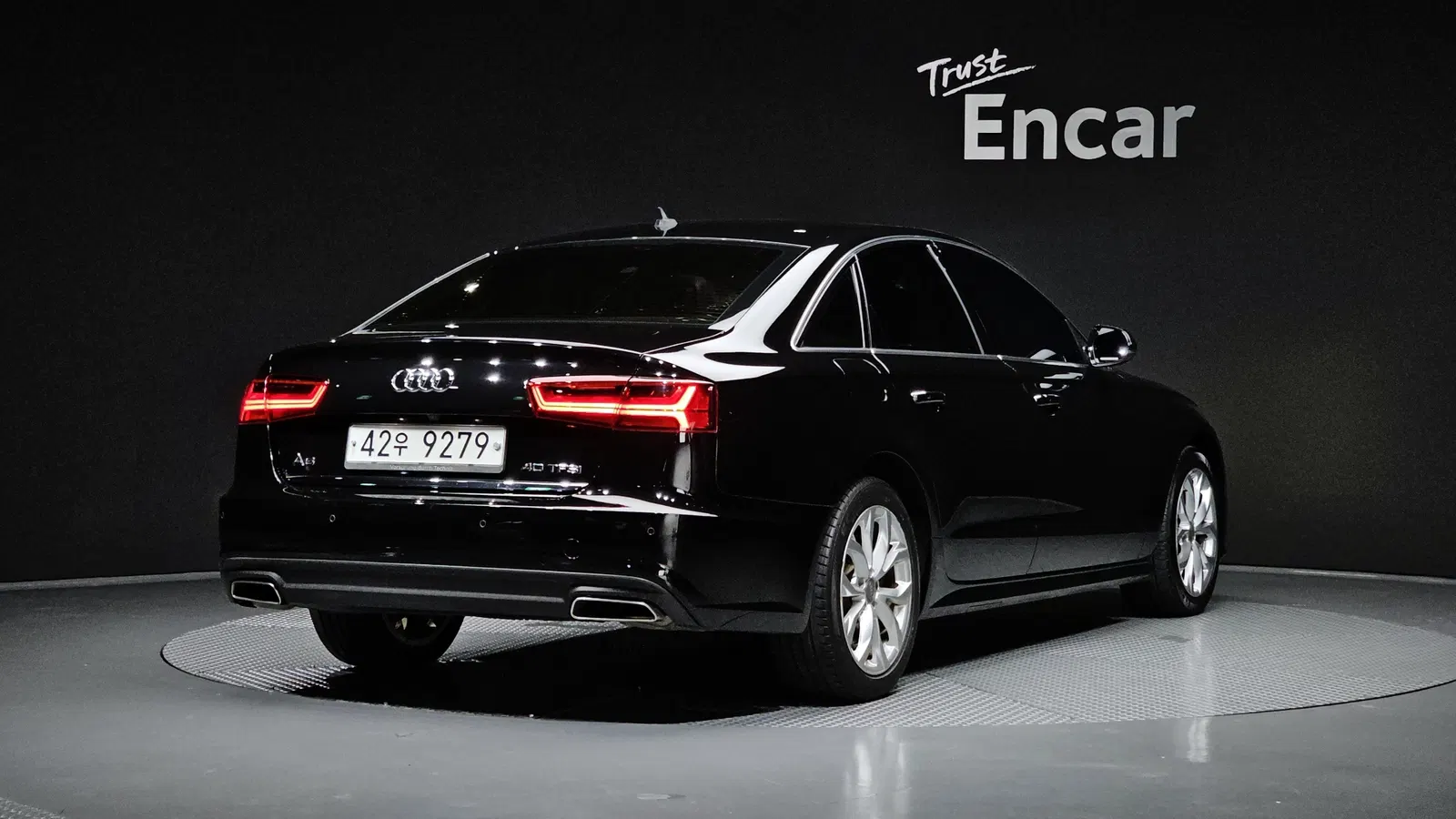 Audi A6 40 TFSI 2018 — photo 1 sur 32