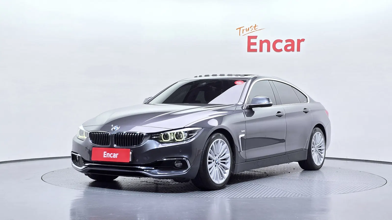 BMW Série 4 (F32) 420i Luxury GranCoupé 2018 — photo 1 sur 20