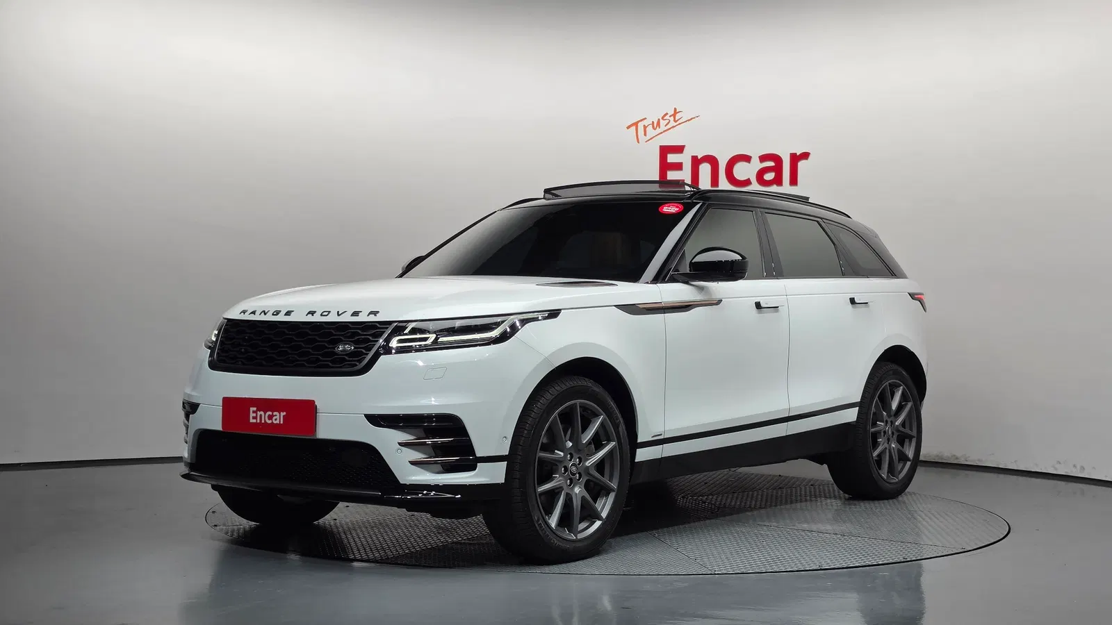 Land Rover Range Rover Velar 3.0 P400 R-Dynamic HSE 2021 — photo 1 sur 36