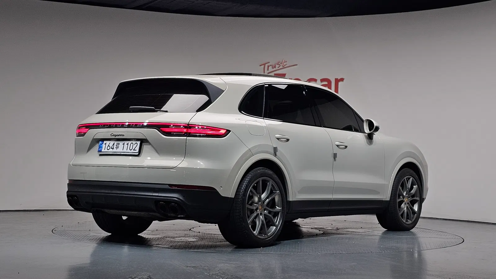 Porsche Cayenne (PO536) 3.0 2021 — photo 1 sur 36