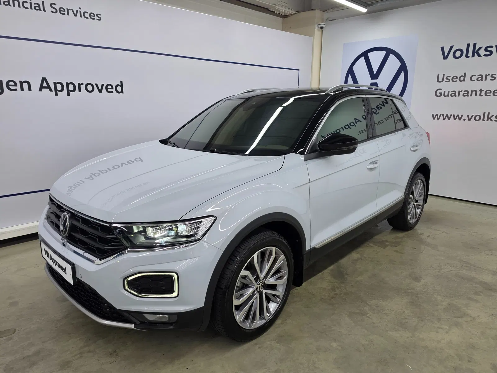Volkswagen T-Roc 2.0 TDI Prestige 2022 — photo 1 sur 26