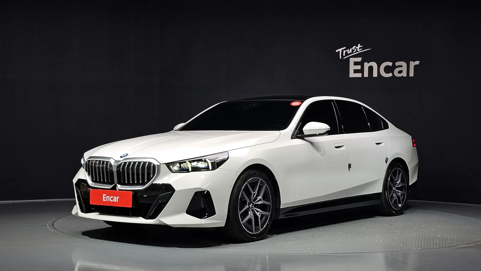 BMW Série 5 (G60) 520i M Sport 2026 — photo 1 sur 42