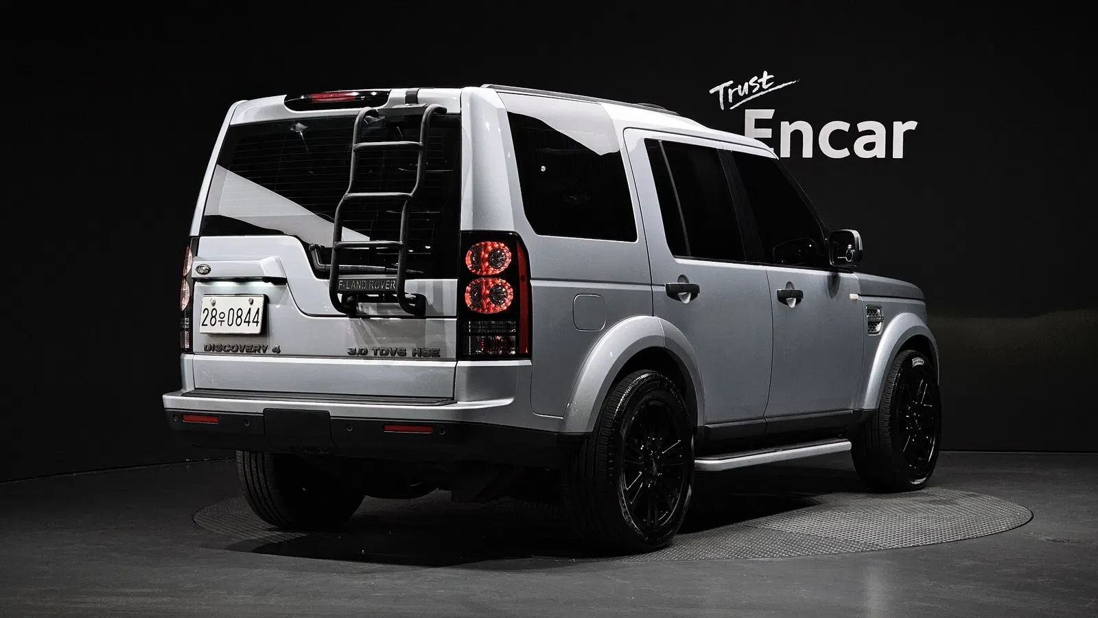 Land Rover Discovery 4 3.0 TDV6 HSE 2010 — photo 1 sur 30