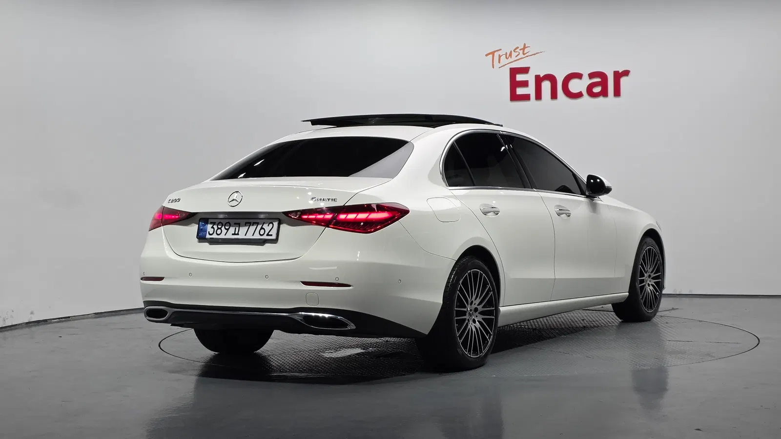 Mercedes-Benz Classe C C200 4MATIC Avantgarde (W206) 2022 — photo 1 sur 37