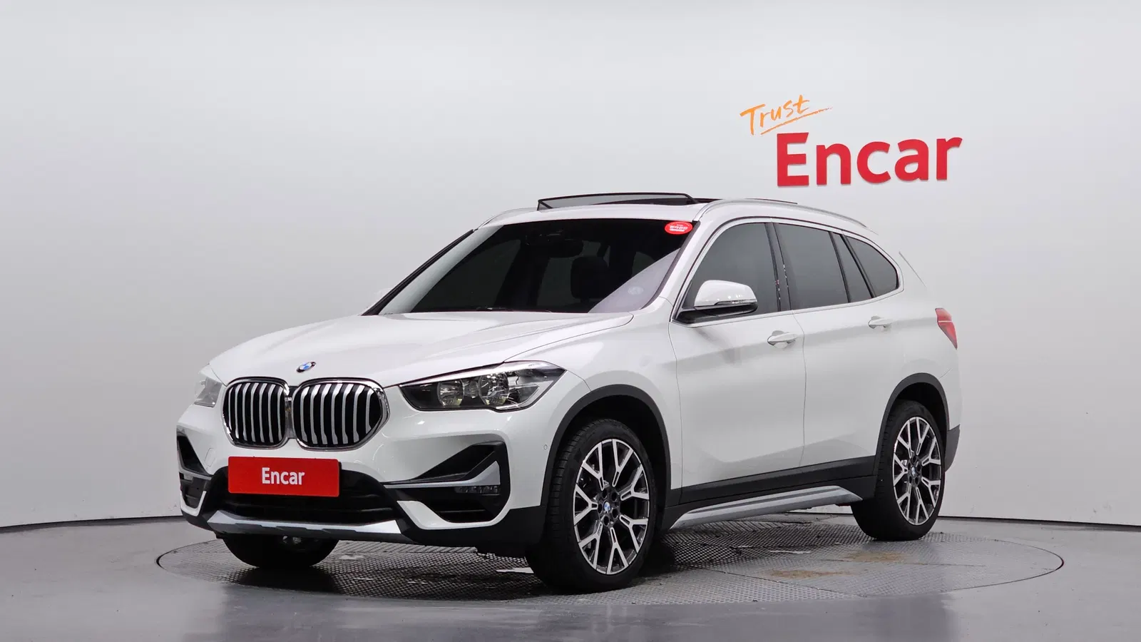 BMW X1 (F48) xDrive 20i xLine 2022 — photo 1 sur 20