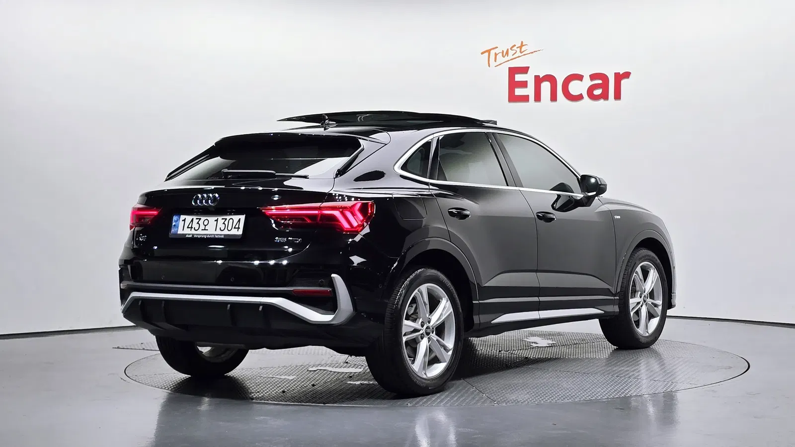 Audi Q3 (F3) 35 TDI Premium Sportback 2022 — photo 1 sur 43