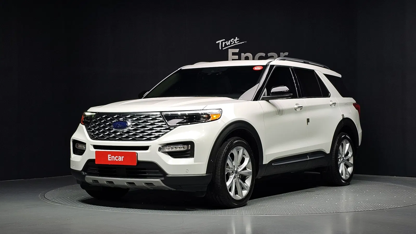 Ford Explorer 6e génération 3.0 Platinum 4WD 2022 — photo 1 sur 33